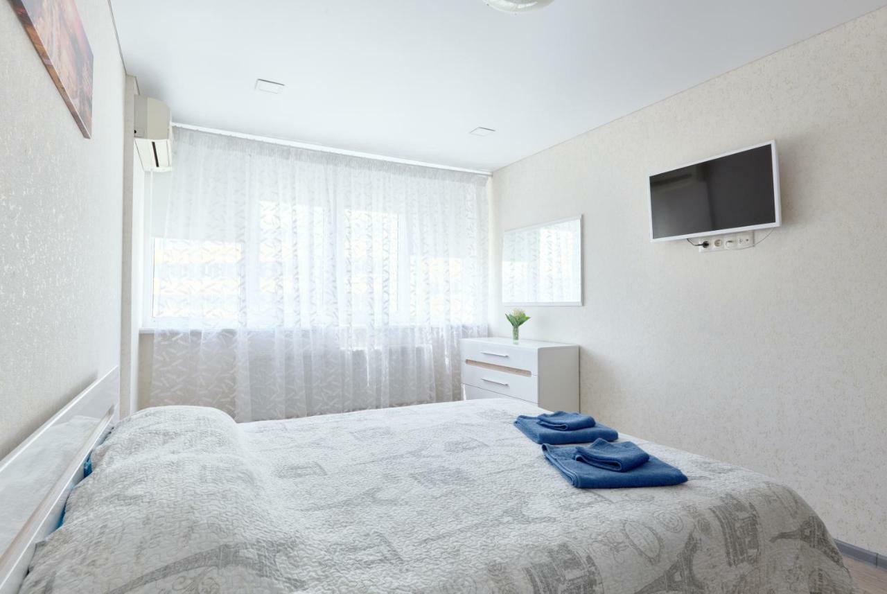 088 Apartment Near Airport Zhulyan Kyiv Exterior photo